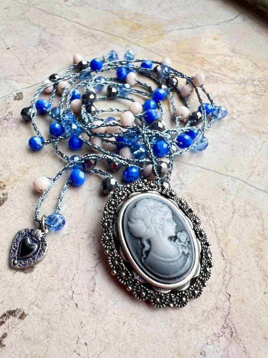 Collana Uncinetto Medaglione donna